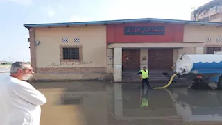 "محبوسين في بيوتنا".. شكاوى من استمرار غرق شوارع الضواحي ببورسعيد لليوم الثالث