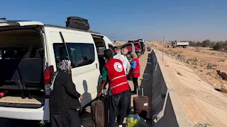 بالصور.. تحرك عاجل من الهلال الأحمر بشأن حادث أتوبيس وحفار في مطروح
