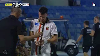 "غادر بعد 13 دقيقة".. الإصابات تلاحق محمود تريزيجيه مع الرياض السعودي