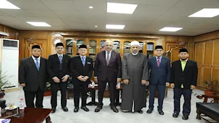 رئيس جامعتي "الأزهر والسلطان عبدالله" يبحثان التعاون