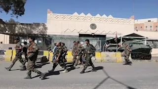 السفارة الأمريكية في اليمن: الحوثيون بدأوا الصراع وعليهم تحمل تبعات عدوانهم