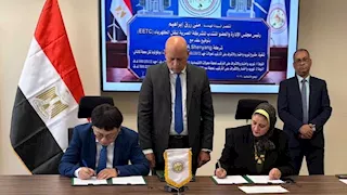 المصرية لنقل الكهرباء توقع عقدًا لتعزيز قدرات الشبكة القومية الموحدة