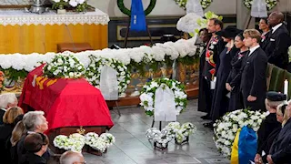 جنازة ملكية مُهيبة.. النرويج تُودّع الملك "هارالد الخامس" بمشاركة قادة وزعماء العالم (صور وفيديو)