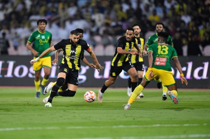 الاتحاد يهزم الخليج في مباراة 