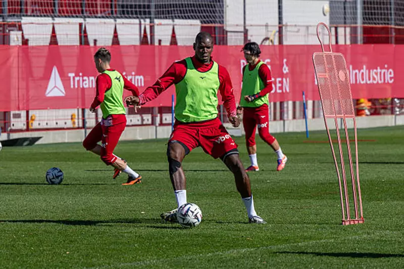 بعد غياب طويل.. بوجبا قد يعود في مباراة موناكو ورين