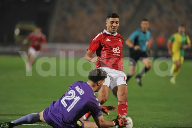 قبل لقاء الجيش الملكي.. هدافو الأهلي في أفريقيا (صور)