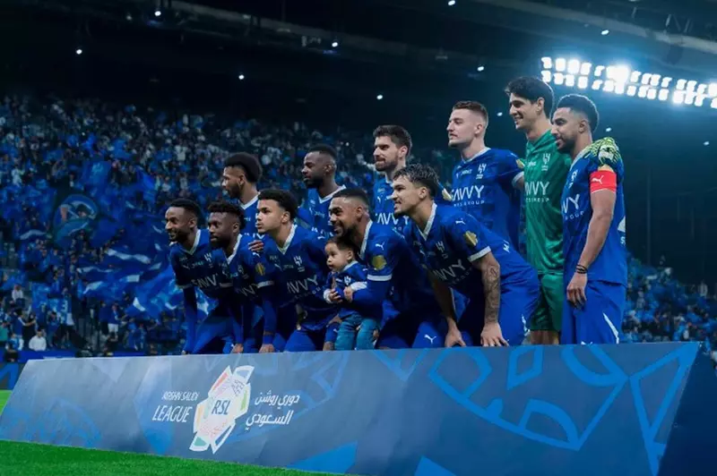 الرياضية: الشلهوب يستقر على جهازه المعاون في الهلال