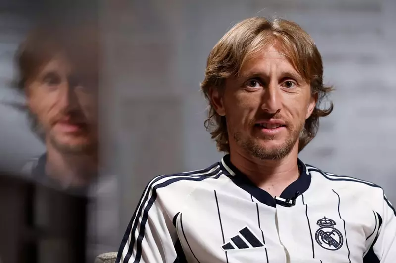 لوكا مودريتش يودع الجماهير: سأظل مدريديًا دائمًا