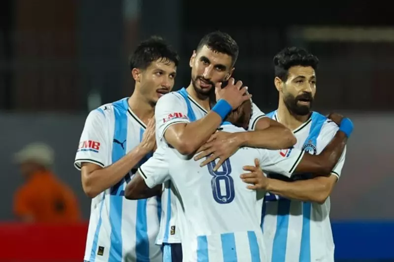 الأهلي والزمالك وبيراميدز.. مباريات اليوم الثلاثاء