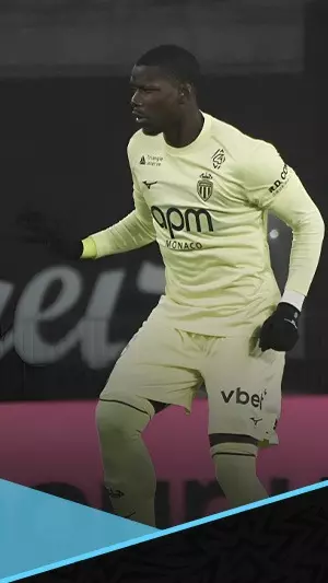 سجد شكرا لله.. عودة بوجبا بعد غياب 811 يوما