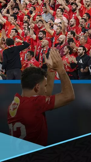 "كابوسك".. هتافات قوية من جماهير الأهلي لدعم زيزو